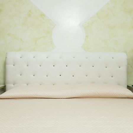 Appartamento Gardenia In Villa Mariella 奥斯图尼 外观 照片