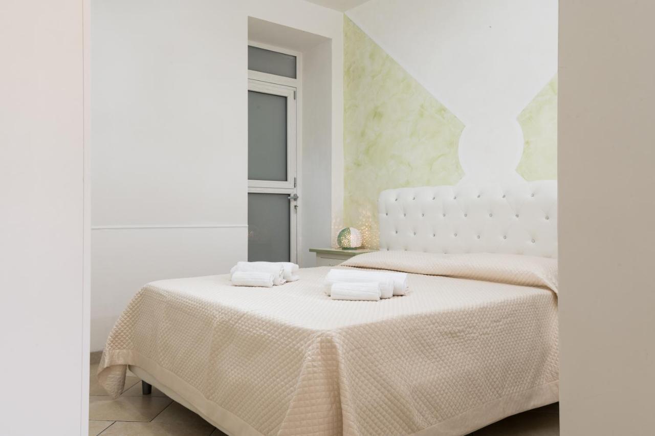 Appartamento Gardenia In Villa Mariella 奥斯图尼 外观 照片
